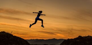 Co oznacza S na karetce pogotowia?