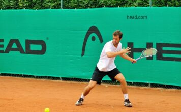 Kto gra rakietami firmy Babolat?