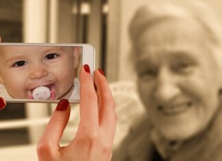 Jaka jest różnica między Instax 9 a 11?