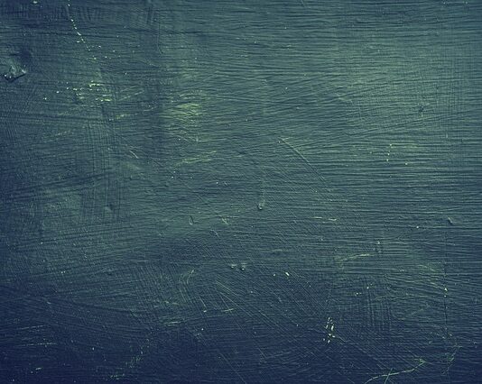 Kiedy przybory szkolne są najtansze?