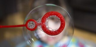 Jak zrobić płyn do baniek mydlanych zapytaj?