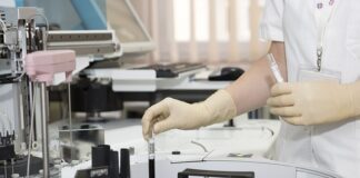 Co powinien umieć pracownik biurowy?