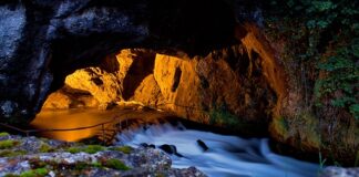 Jak oklepywać dziecko przy katarze?