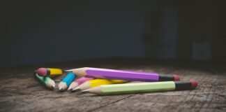 Jak zachęcić 2 latka do rysowania?