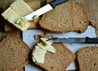 Czy smarować czymś noworodka? Czy smarować czymś noworodka?