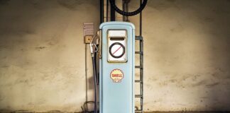 Jak odpowietrzyć pompę hydroforową?