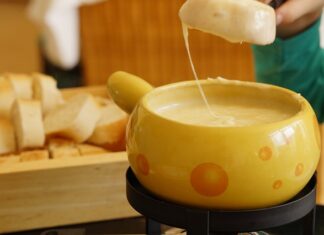 Jaka moc grzałki do basenu? Jaka moc grzałki do basenu?