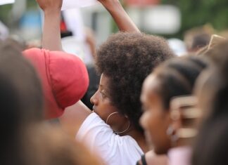 Co to znaczy wysokość bezwzględną?